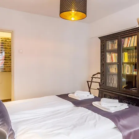Celinesuites Scala